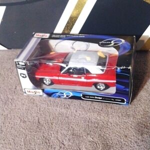 1970 dodge challenger rt coupe 1.24 die cast